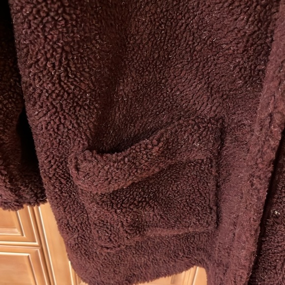 Women’s zip up and snap sherpa coat/ jacket.  Color is a rich berry color. - Picture 2 of 6